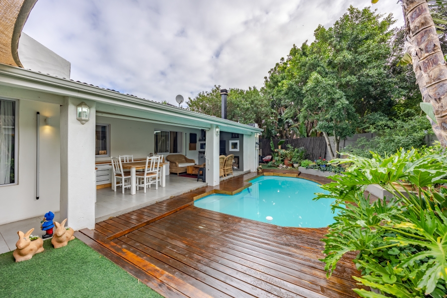 3 Bedroom Property for Sale in Edgemead Western Cape